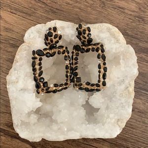 Stylish earrings